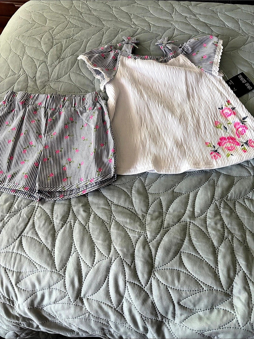 Okie Dokie Kids Striped Matching Set in Gray & Pink